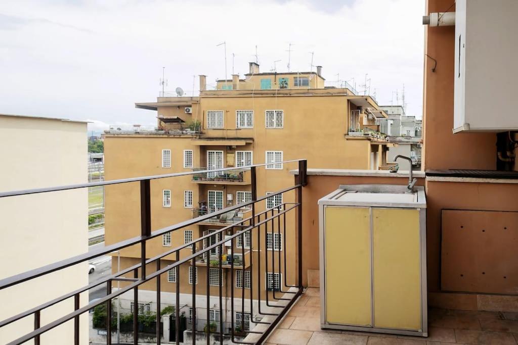 Casa Angelina Con 3 Camere Da Letto Рим Екстер'єр фото