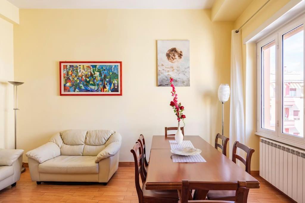 Casa Angelina Con 3 Camere Da Letto Рим Екстер'єр фото